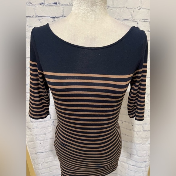 Club Monaco Stretchy striped 3/4 sleeves shirt Size Small - Picture 2 of 6